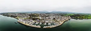 United Kingdom Historical Landmarks Drucke: Caernarfon Castle from a drone