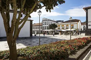 Azores Travel Photography Drucke: Cafe Central in the main square