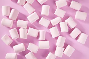 Deserted Confectionery Scene Drucke: Candy pink marshmallow sweets pattern texture background
