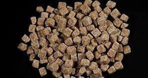 Nutrition Facts Drucke: Cane Sugar falling against Black Background