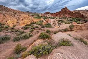 Eroded Sandstone Formations Drucke: Canyon of eroded sandstone formations
