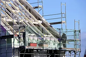 Residential Building Construction Drucke: Carpentry work on a residential building under construction