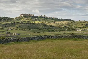 Castle Landscape Photography Drucke: Castle, countries, dry-stone wall
