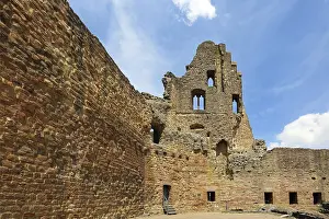 Deserted Castle Ruin Drucke: Castle in Neuleiningen