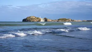 Deserted Beach Scenes Drucke: Castlepoint Beach and Castlepoint Lighthouse