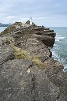 North Island Ocean Views Drucke: Castlepoint lighthouse on a rock, ocean