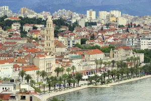 Residential Building Styles Europe Drucke: Split