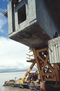 One Person Construction Team Drucke: Construction work in progress