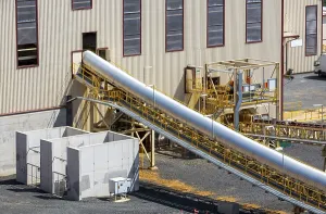 Excavator Machinery Drucke: Mining elevators are seen in a gold mine processing plant