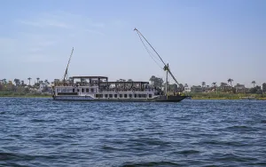 Luxor Governorate Landmarks Drucke: Nile River, Luxor, Egypt