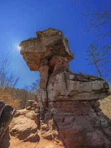 Mushroom Rock Formation Drucke: Devil's table in backlight
