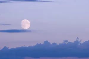 Deserted Evening Scene Germany Drucke: full moon