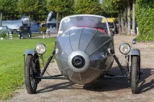 Vintage German Cars Drucke: Oldtimer Kaiserauto 501 streamlined car
