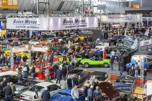Classic Car Show Drucke: Retro Classics Stuttgart opens its doors
