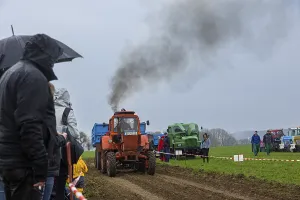 Classic Car Show Drucke: Tractor Pulling