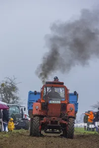 Classic Car Show Drucke: Tractor Pulling