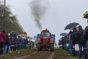Classic Car Show Drucke: Tractor Pulling