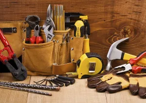 Deserted Workshop Drucke: Set of working tools