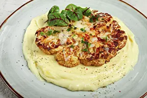 Roasted Cauliflower Steak Drucke: Cauliflower steak, with mashed potatoes