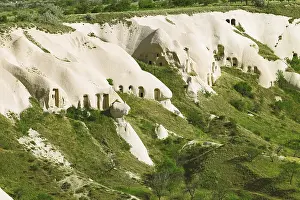 Rock Formations In Cappadocia Drucke: Cave dwellings and tufa formations