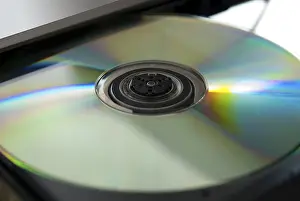 Office Work Environment Drucke: CD in drive