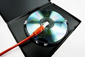 Compact Disc Technology Drucke: CD/DVD with netwok cable