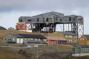 Spitsbergen Island Norway Drucke: Central office of the former old coal ropeway