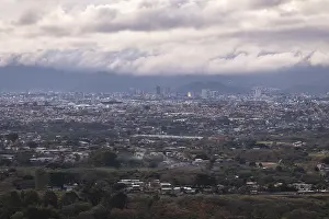 Overcast Sky Landscape Photo Drucke: Central Valley (Valle Central)