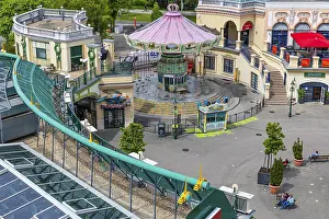 Prater Theme Park Austria Drucke: The Chain Carousel, top view, Prater