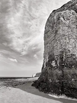 Chalk Cliffs Drucke: Chalk cliffs, cliffs at low tide