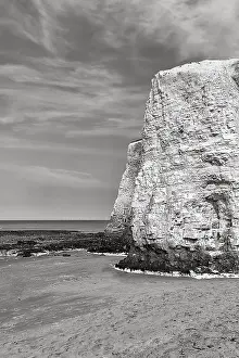 Rocky Shoreline UK Drucke: Chalk cliffs, cliffs at low tide