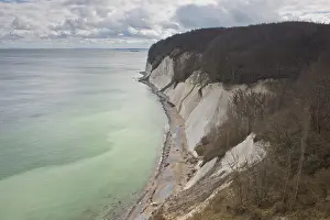 White Rock Formations Europe Drucke: Chalk cliffs on the steep coast