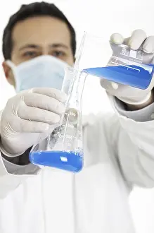 Laboratory Chemist Drucke: Chemist in a lab