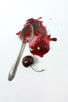 Breakfast Desserts Drucke: Cherry jam with spoon, cherries