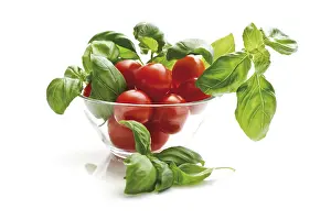 Cherry Tomatoes Nutrition Drucke: Cherry tomatoes with basil