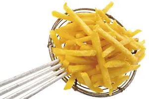 Tabletop Food Photography Drucke: Chips in a skimmer