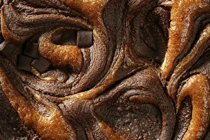 Studio Shot Dessert Drucke: Chocolate cake crop macro texture