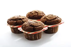 Studio Shot Pastry Drucke: Chocolate muffins