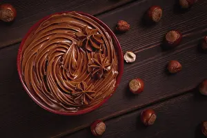Chocolate Mousse Drucke: Chocolate nut paste, mousse, pasta