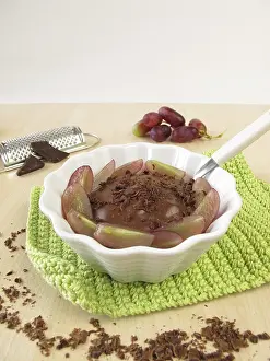 Chocolate Pudding Drucke: Chocolate pudding with red grapes