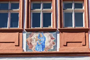 Wandmalereien Drucke: Christliches Symbol auf einer Hausfassade in Bamberg.