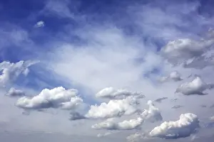 Cirrocumulus Clouds Germany Drucke: Cirrocumulus clouds and cirrus clouds