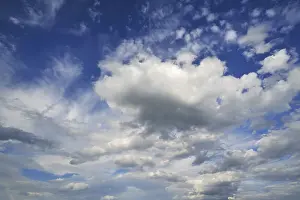 Cirrus Clouds Drucke: Cirrus clouds and cumulus clouds
