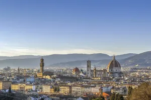 Drucke von Blick auf die Stadtlandschaft von Florenz vom Michelangelohügel, Italien Michelangelo Buonarroti Drucke: Ansicht der Stadt Florenz vom Michelangelohügel.