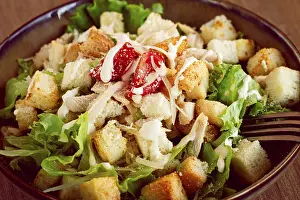 Selective Focus Meal Shot Drucke: Classic Caesar salad, close-up