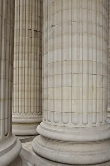 Western European Landmarks Drucke: Classical antic columns of the pantheon in Paris
