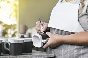 Handcrafted Ceramics Drucke: Clay workshop. The process of creating pottery