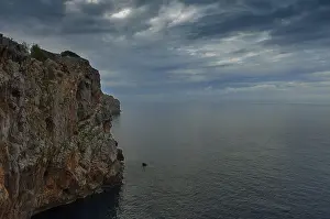 Cliffside Landscape Photography Drucke: Cliff, Majorca, Spain
