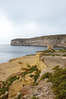Southern European Coastline Scenery Drucke: Cliffs at the coast of Malta