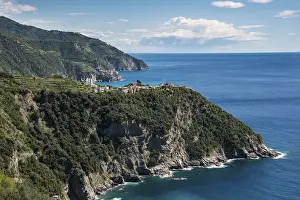 World Heritage Site Landscape Drucke: Cliffs, Corniglia in front, Manarola behind